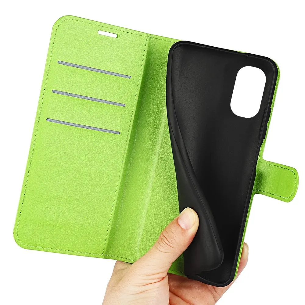 Classic Motorola Moto G51 5G flip case - Green