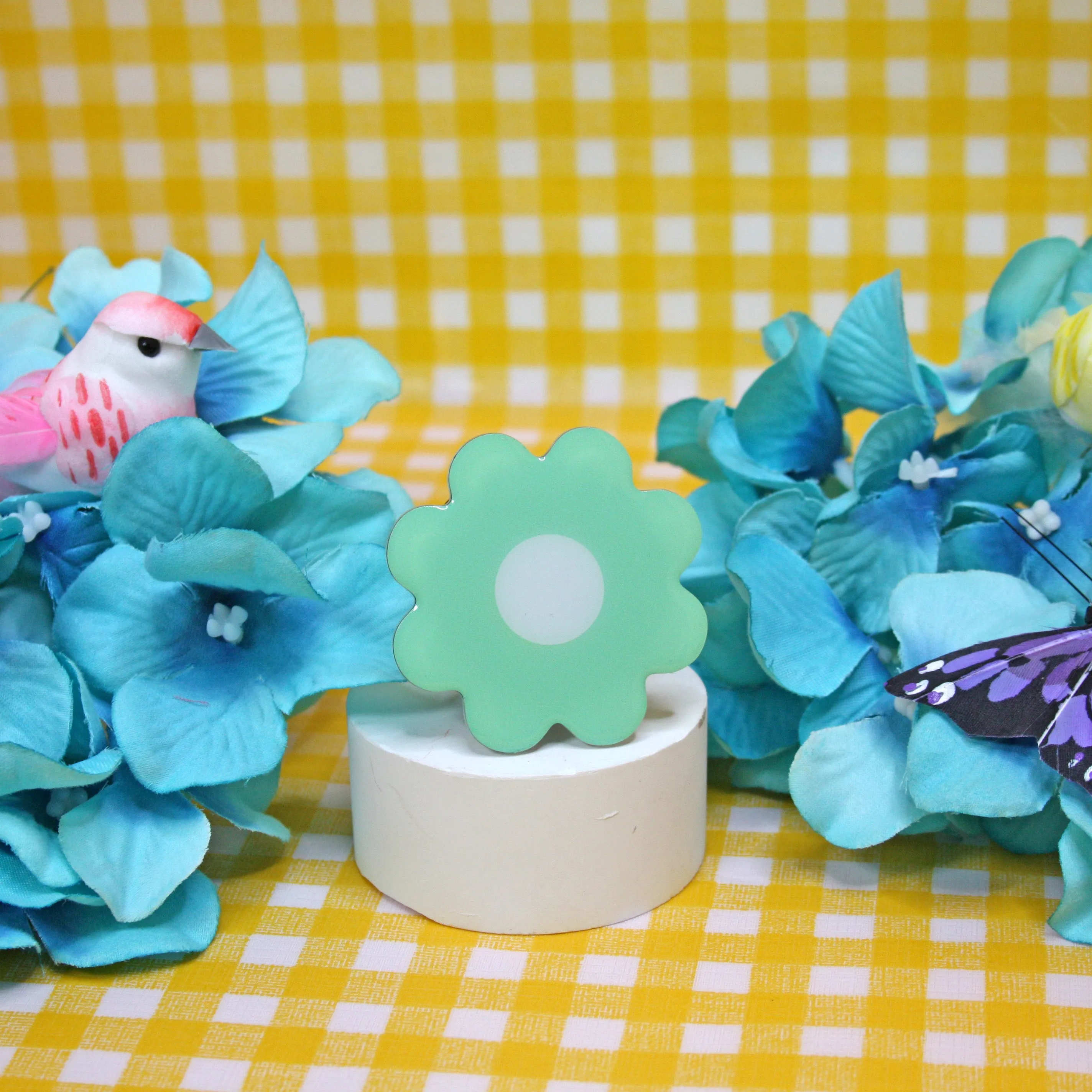 Daisy Phone Grip- Mint