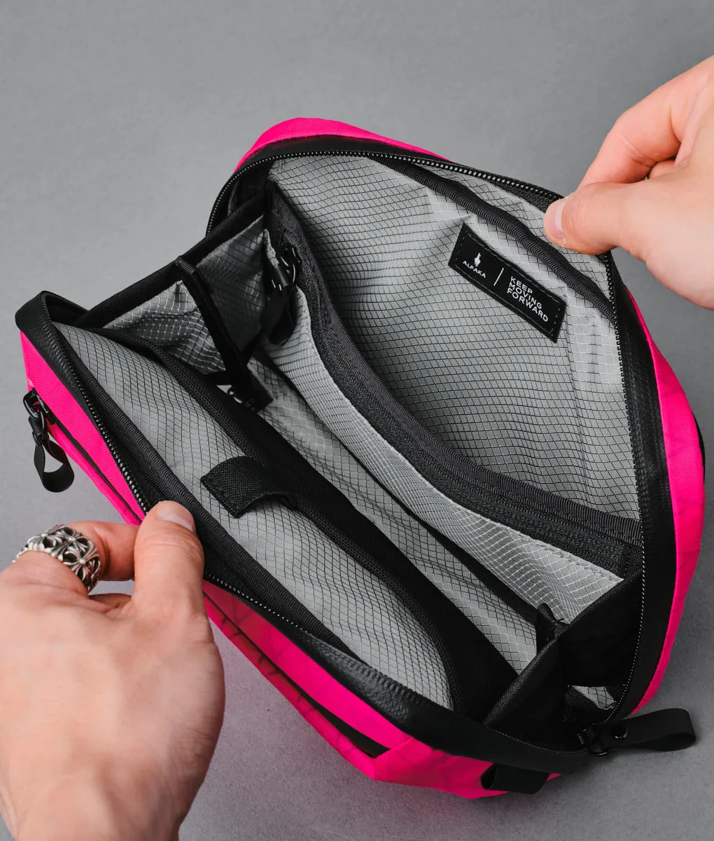 Elements Tech Case Mini - Hot Pink RVX20