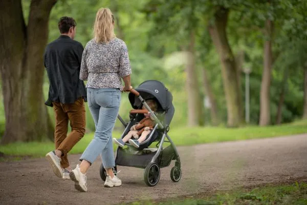 Maxi Cosi Zelia² Max 5-in-1 Modular Travel System