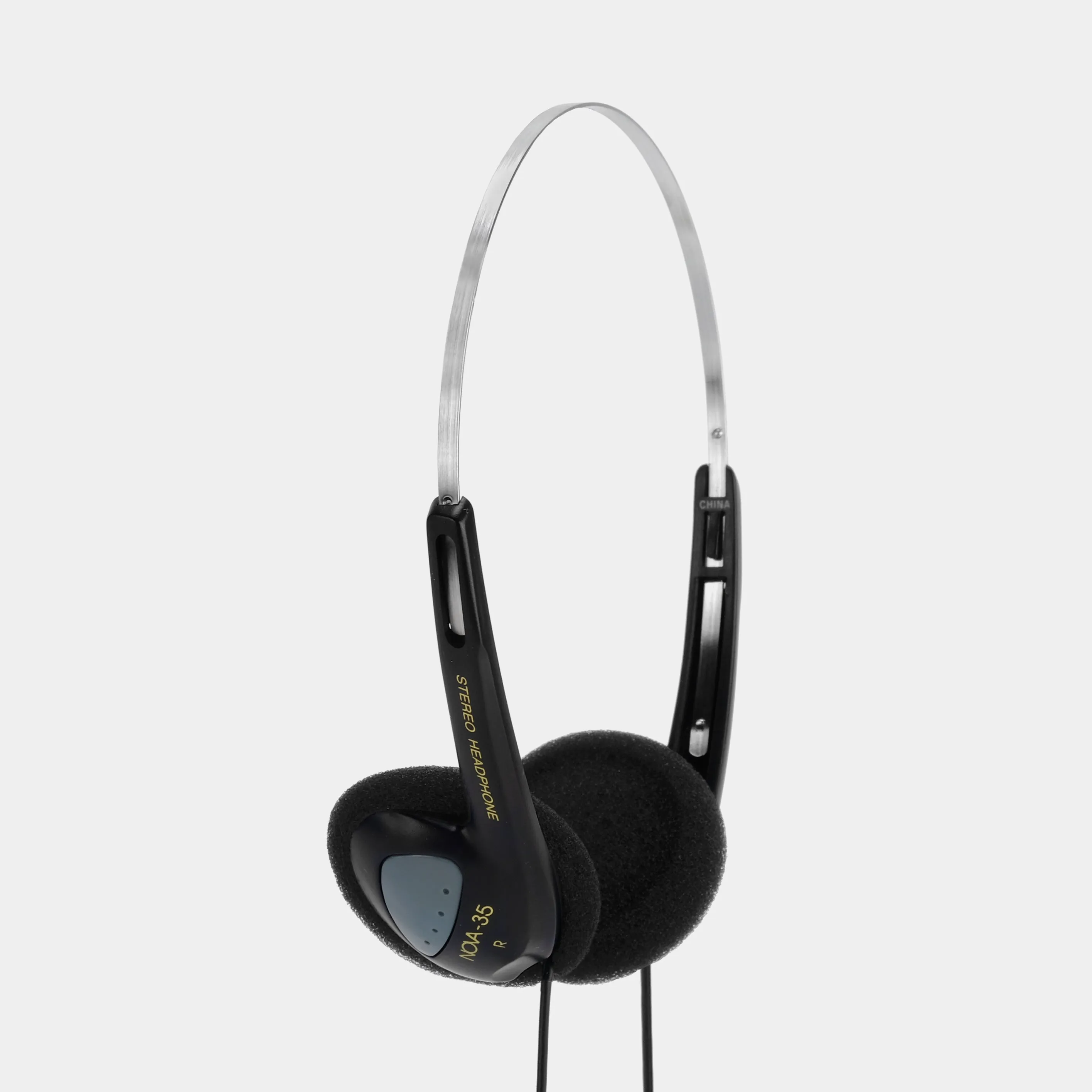 Radio Shack Nova 35 On-Ear Headphones