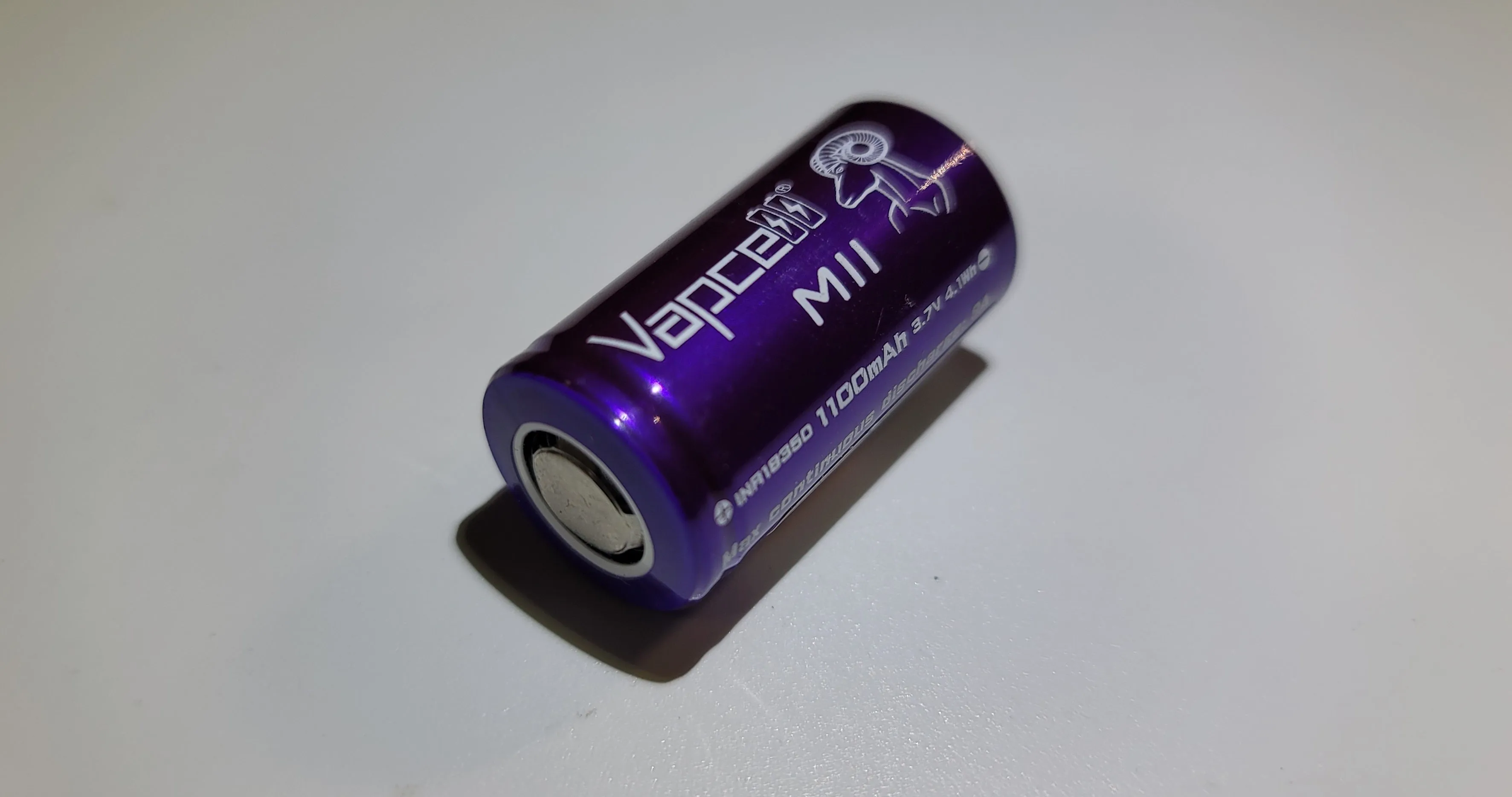 Vapcell M11 18350 1100mAh 9A Li-ion Rechargeable Battery  **** HAS TO BE SHIPPED WITH FLASHLIGHT   FEDEX ***